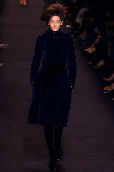 Look 10